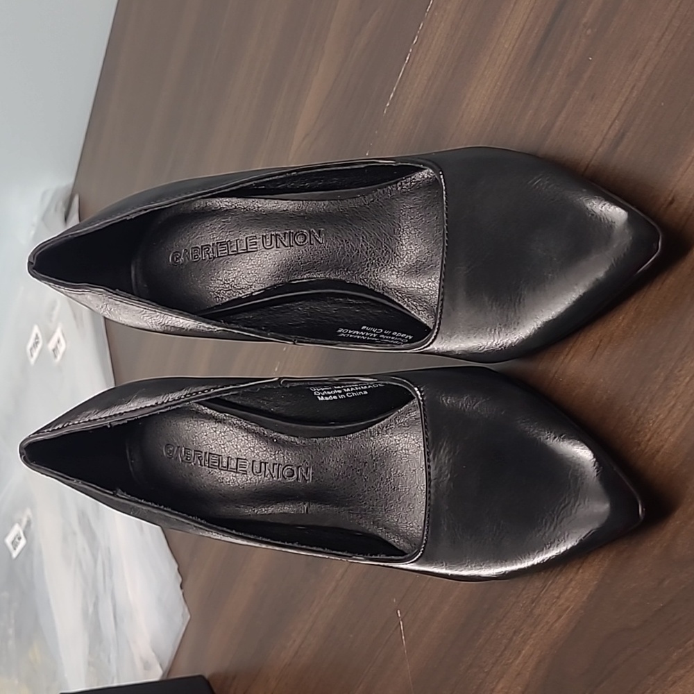 Gabrielle Union Size 6 Black Iridescent Set In Heel Pump